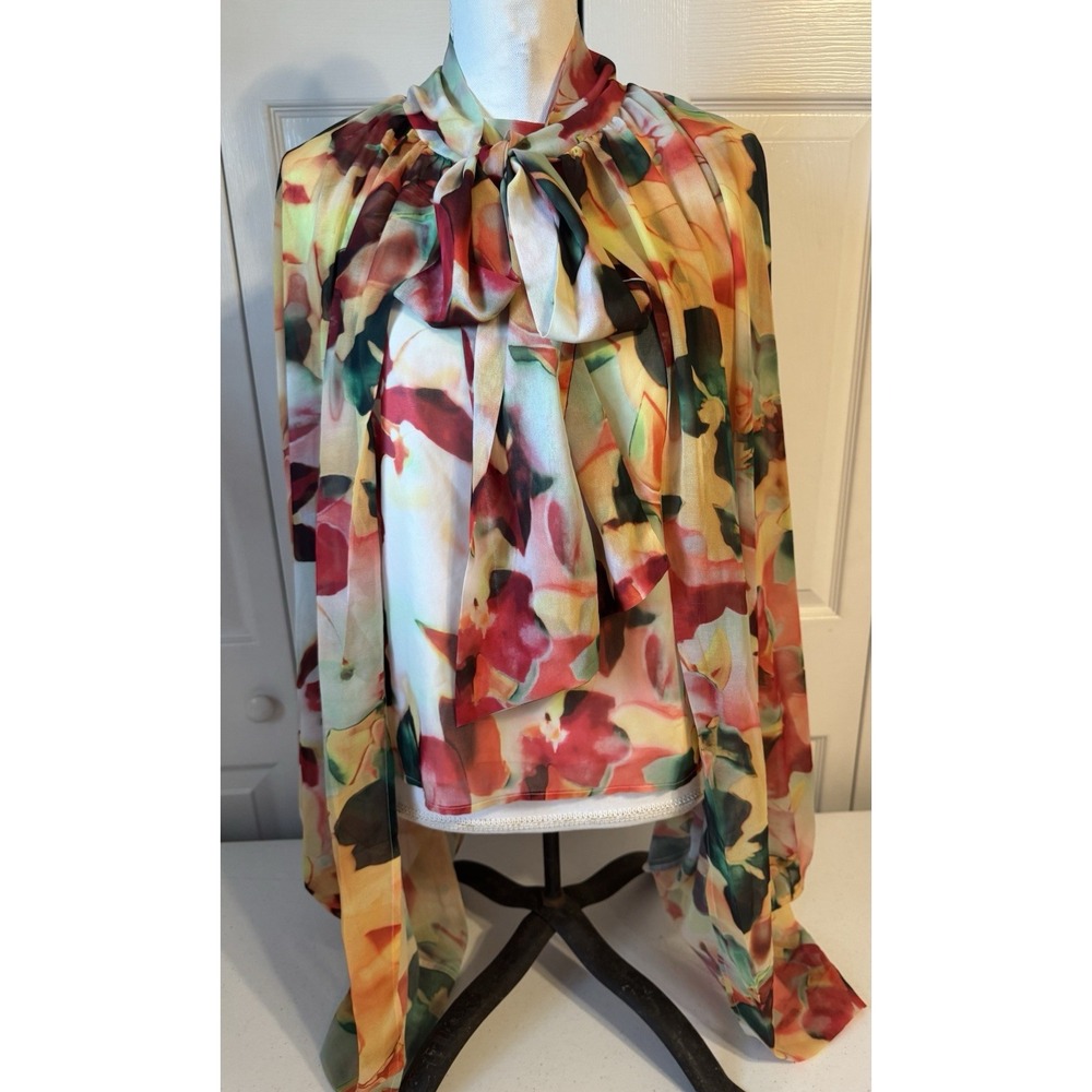 Akira Women's Blouse Floral XL Front Tie Lined Bat Sleeves Unique